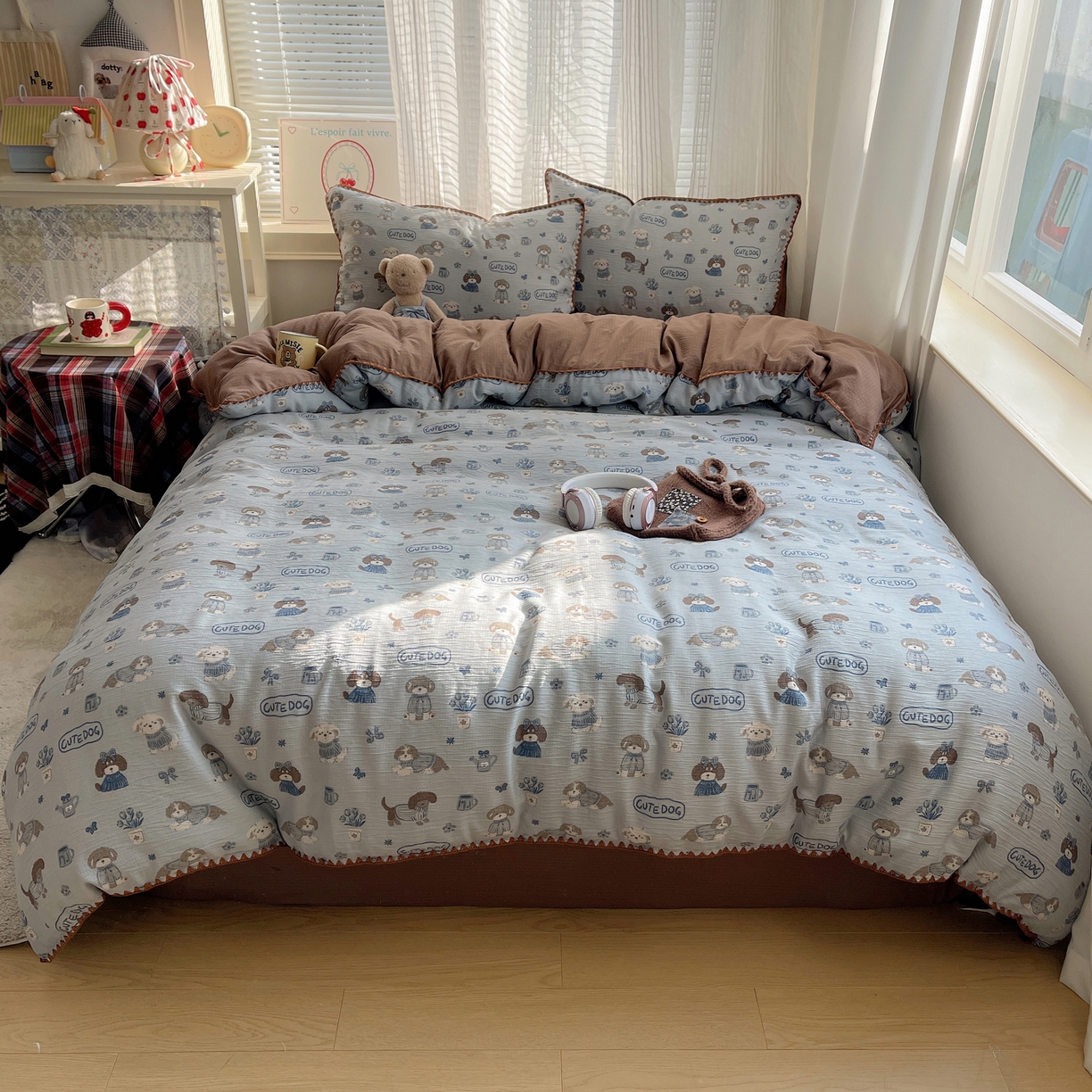 91家纺网 家纺一手货源 找家纺 顾里家纺 2026春夏新款ins韩风印花贝壳针双层纱四件套 雪瑞纳仔