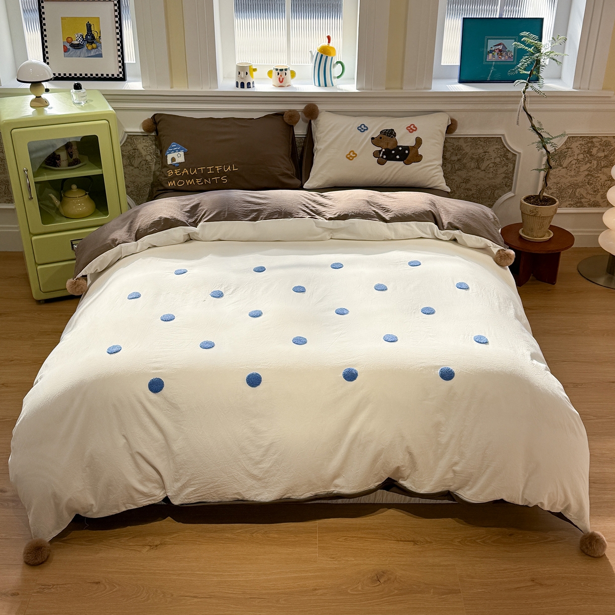 91家纺网 家纺一手货源 找家纺 盼季家纺 2026新款水洗棉毛巾绣毛球四件套 毛巾绣-巧克力汪汪