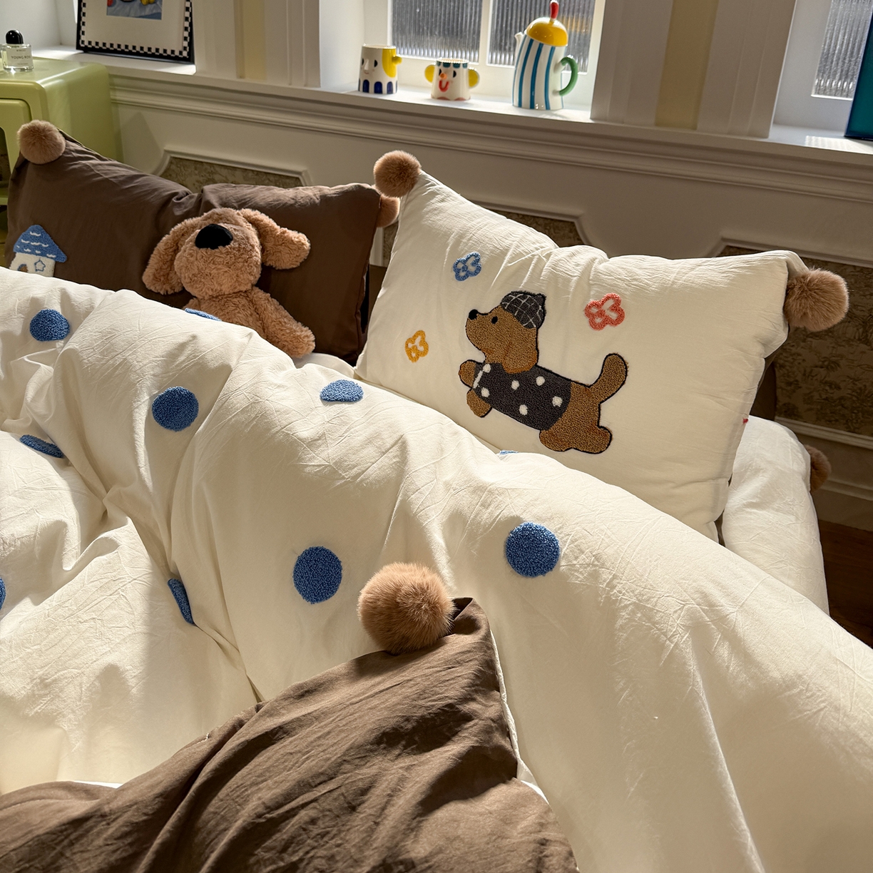 91家纺网 家纺一手货源 找家纺 盼季家纺 2026新款水洗棉毛巾绣毛球四件套 毛巾绣-巧克力汪汪