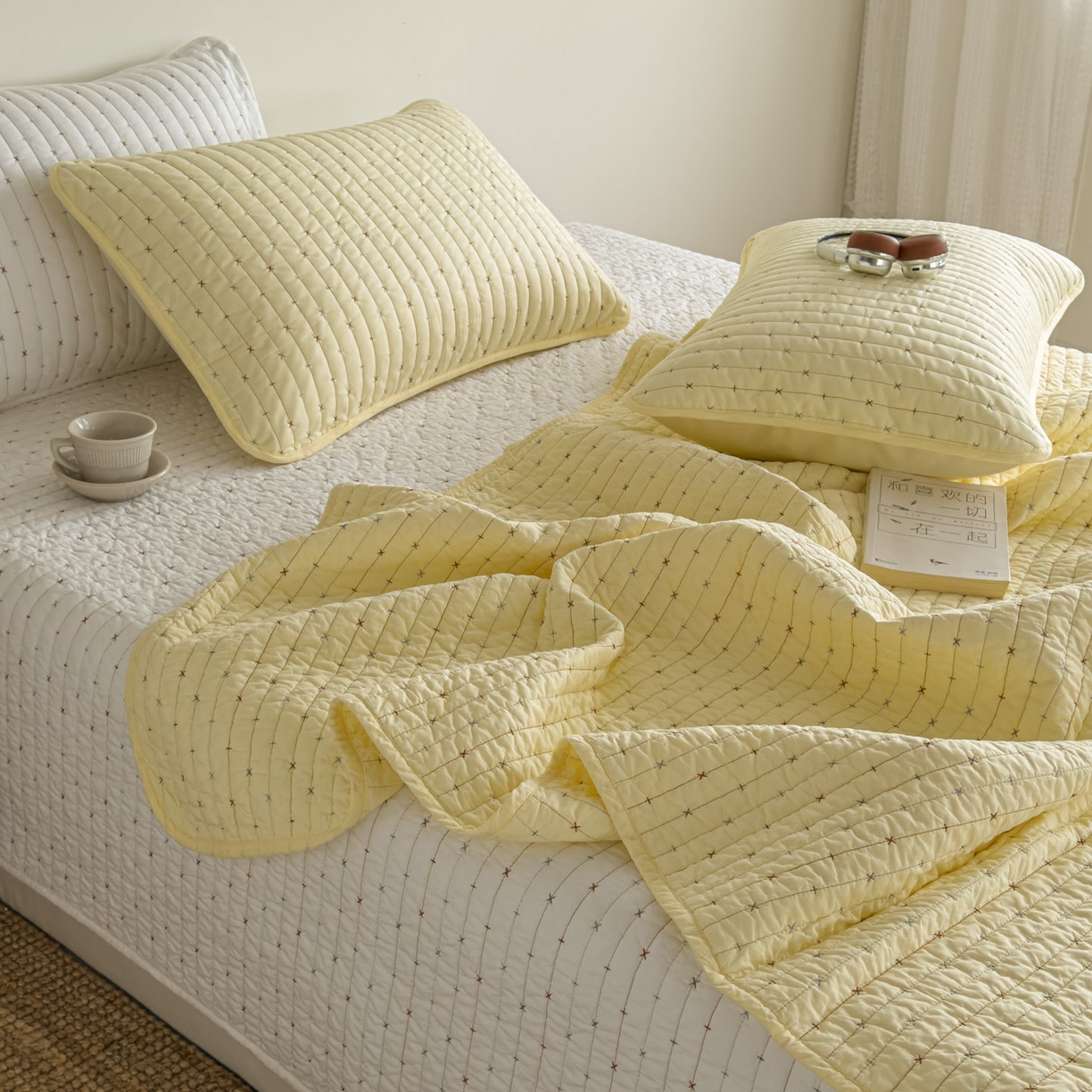 91家纺网 家纺一手货源 找家纺 沐纯家居 2026新款60支全棉纯棉米粒绣纯色床盖三件套 黄色