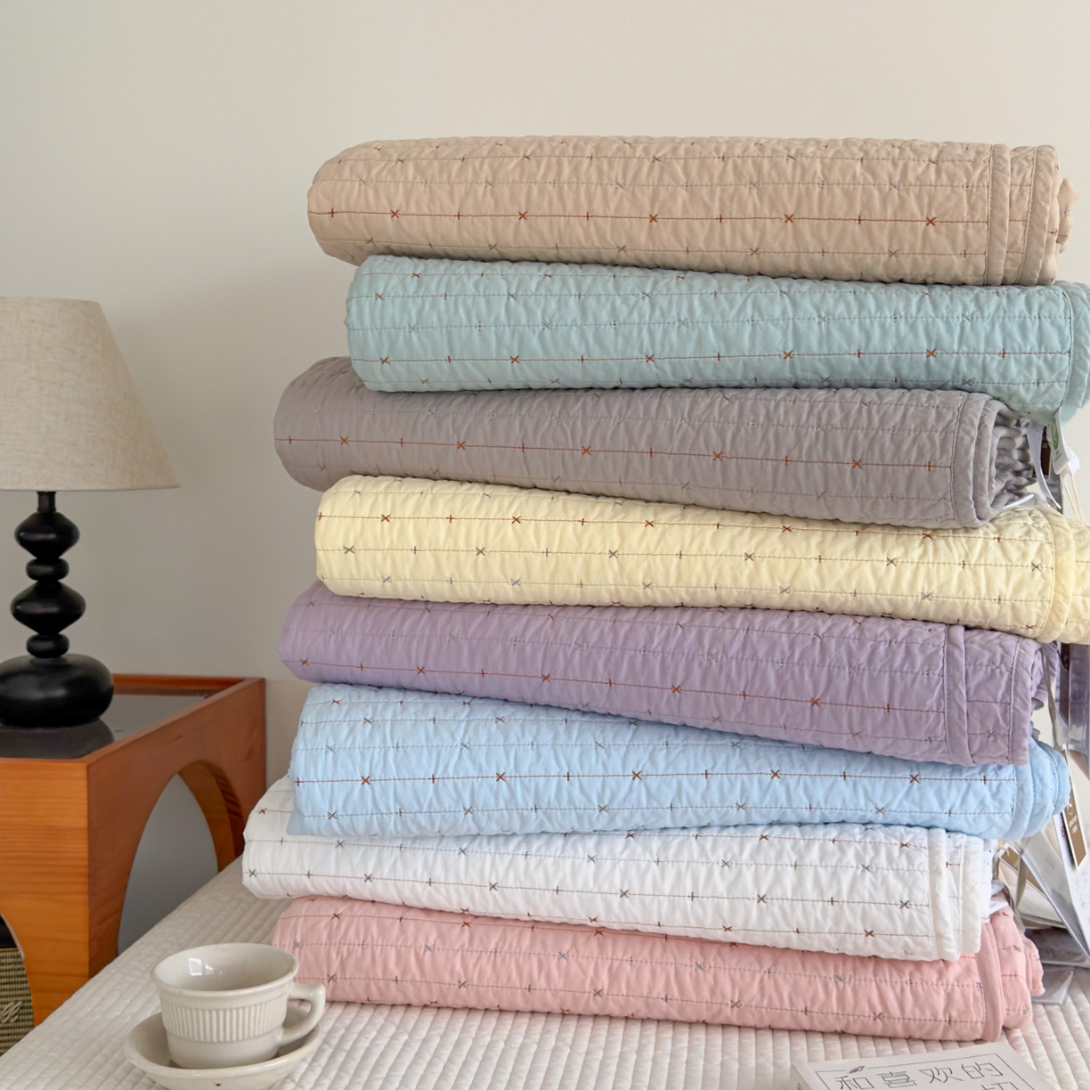 91家纺网 家纺一手货源 找家纺 沐纯家居 2026新款60支全棉纯棉米粒绣纯色床盖三件套 组合图仅供展示-不可下单