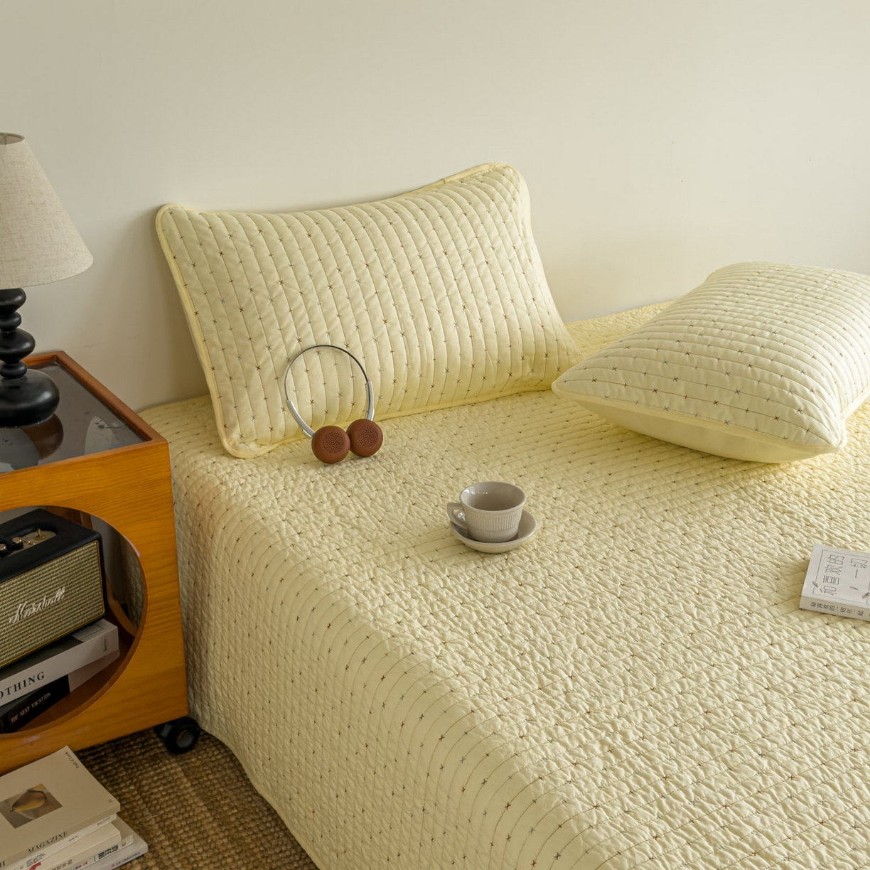 91家纺网 家纺一手货源 找家纺 沐纯家居 2026新款60支全棉纯棉米粒绣纯色床盖三件套 黄色