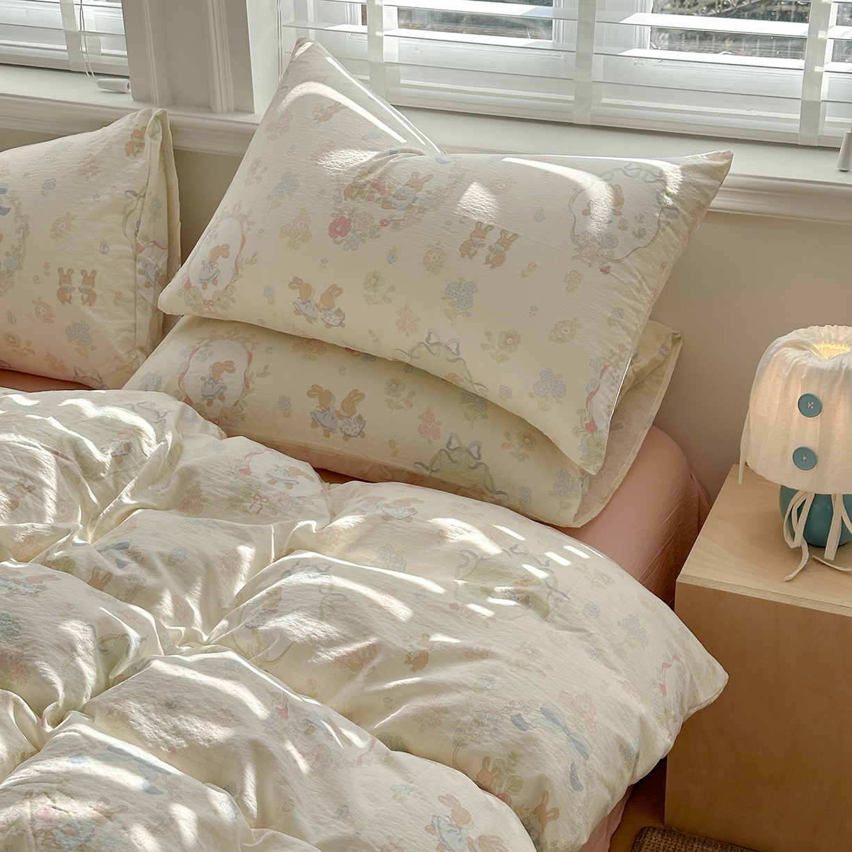 91家纺网 家纺一手货源 找家纺 多品家纺 2026新款奶呼呼超柔云感双层纱系列单被套 棉花兔兔