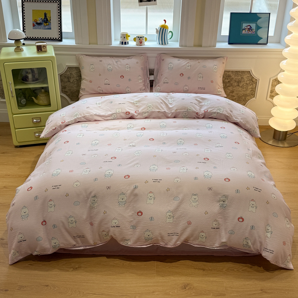 91家纺网 家纺一手货源 找家纺 塞纳 2026新款.全棉有氧双层纱四件套-场景一 软糖小熊-粉