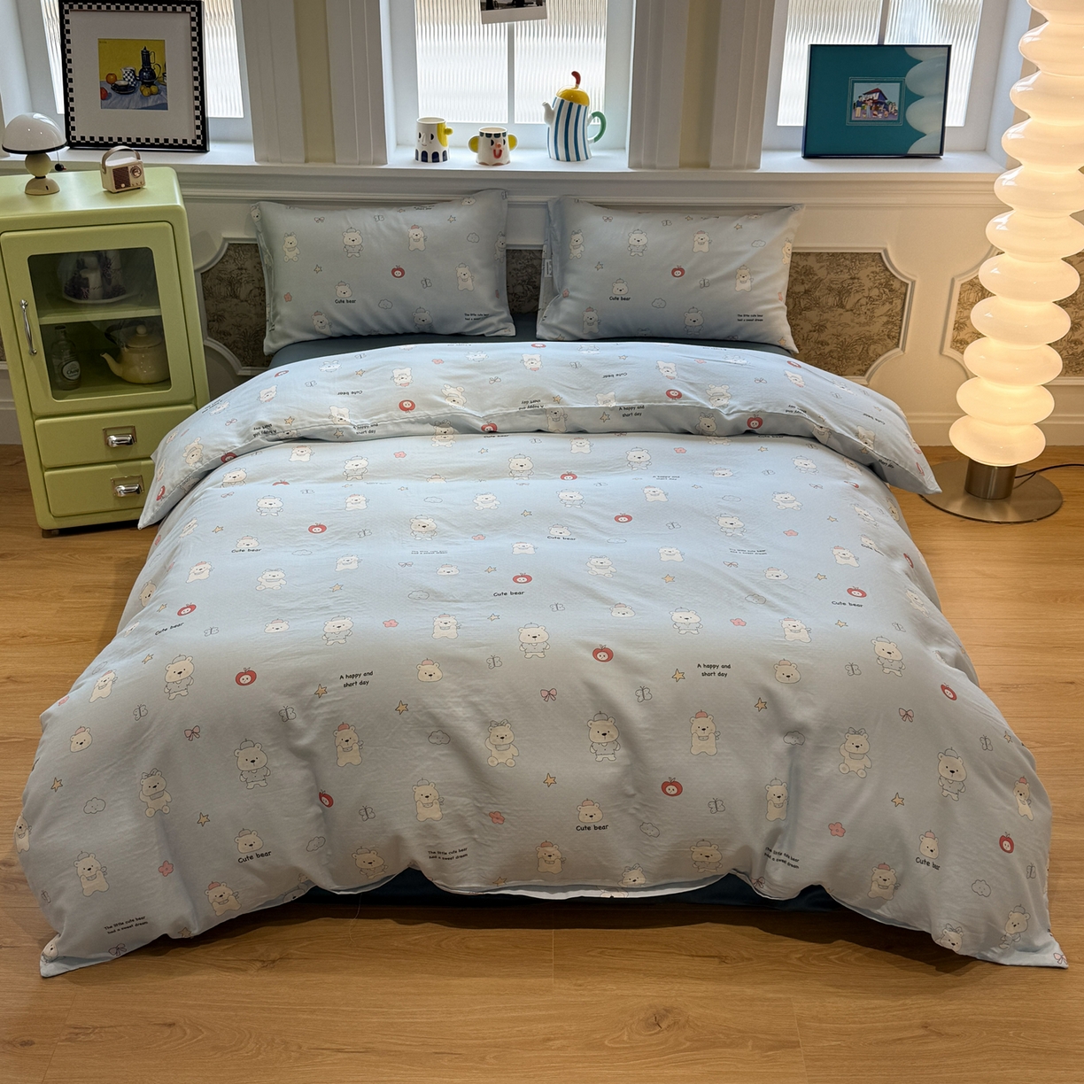 91家纺网 家纺一手货源 找家纺 塞纳 2026新款.全棉有氧双层纱四件套-场景一 软糖小熊-蓝