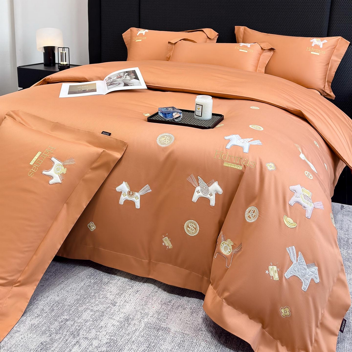 91家纺网 家纺一手货源 找家纺 （总） 2026【迪奥】马年50S双股A类长绒棉纯棉四件套100全棉新年刺绣被套床单床笠床上用品