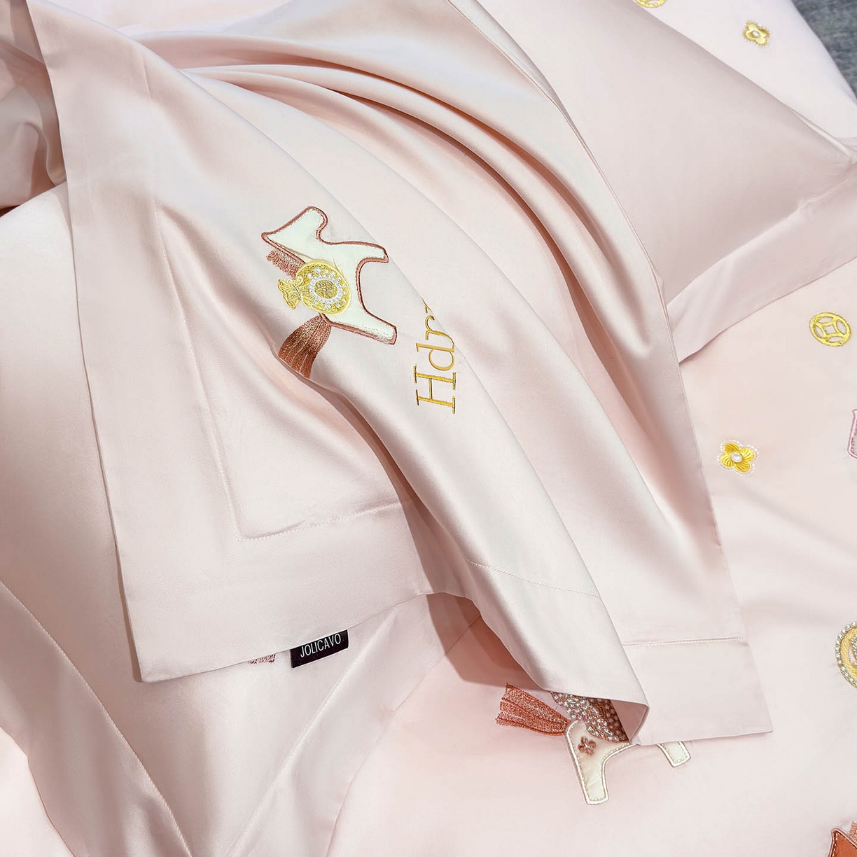 91家纺网 家纺一手货源 找家纺  2026【迪奥】马年50S双股A类长绒棉纯棉四件套100全棉新年刺绣被套床单床笠床上用品 马上有钱-粉