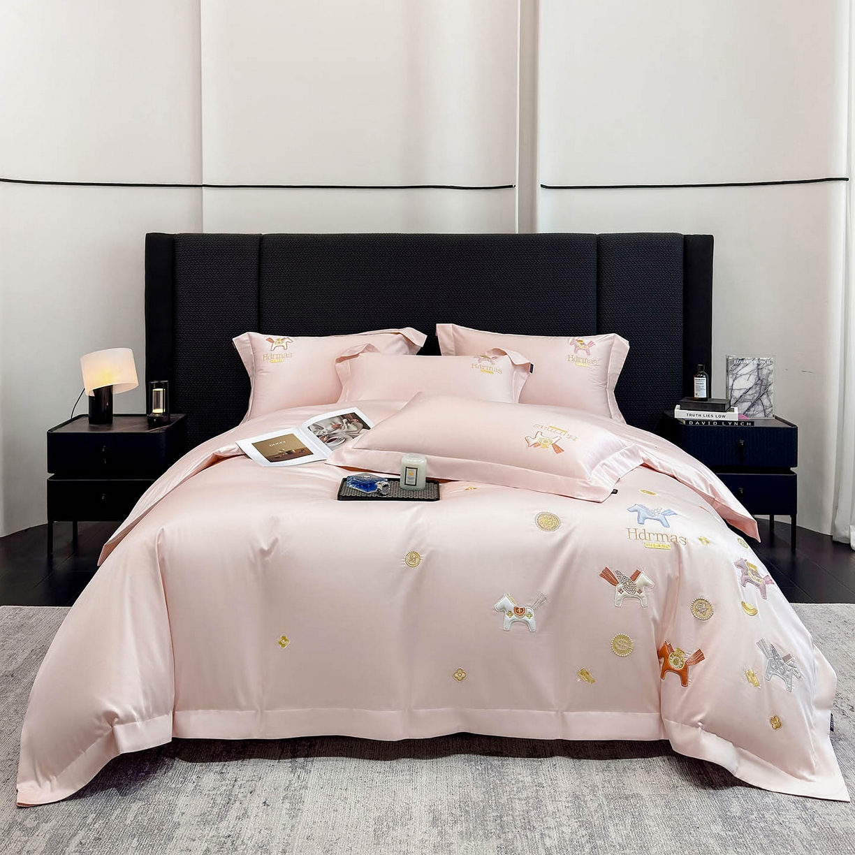 91家纺网 家纺一手货源 找家纺  2026【迪奥】马年50S双股A类长绒棉纯棉四件套100全棉新年刺绣被套床单床笠床上用品 马上有钱-粉