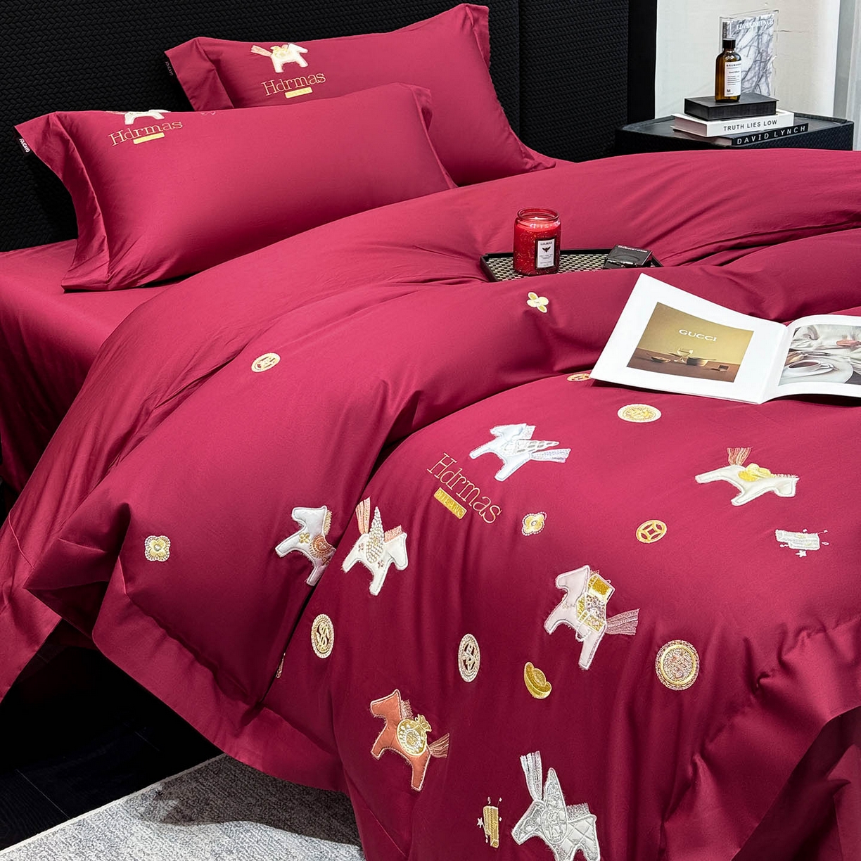 91家纺网 家纺一手货源 找家纺  2026【迪奥】马年50S双股A类长绒棉纯棉四件套100全棉新年刺绣被套床单床笠床上用品 马上有钱-红