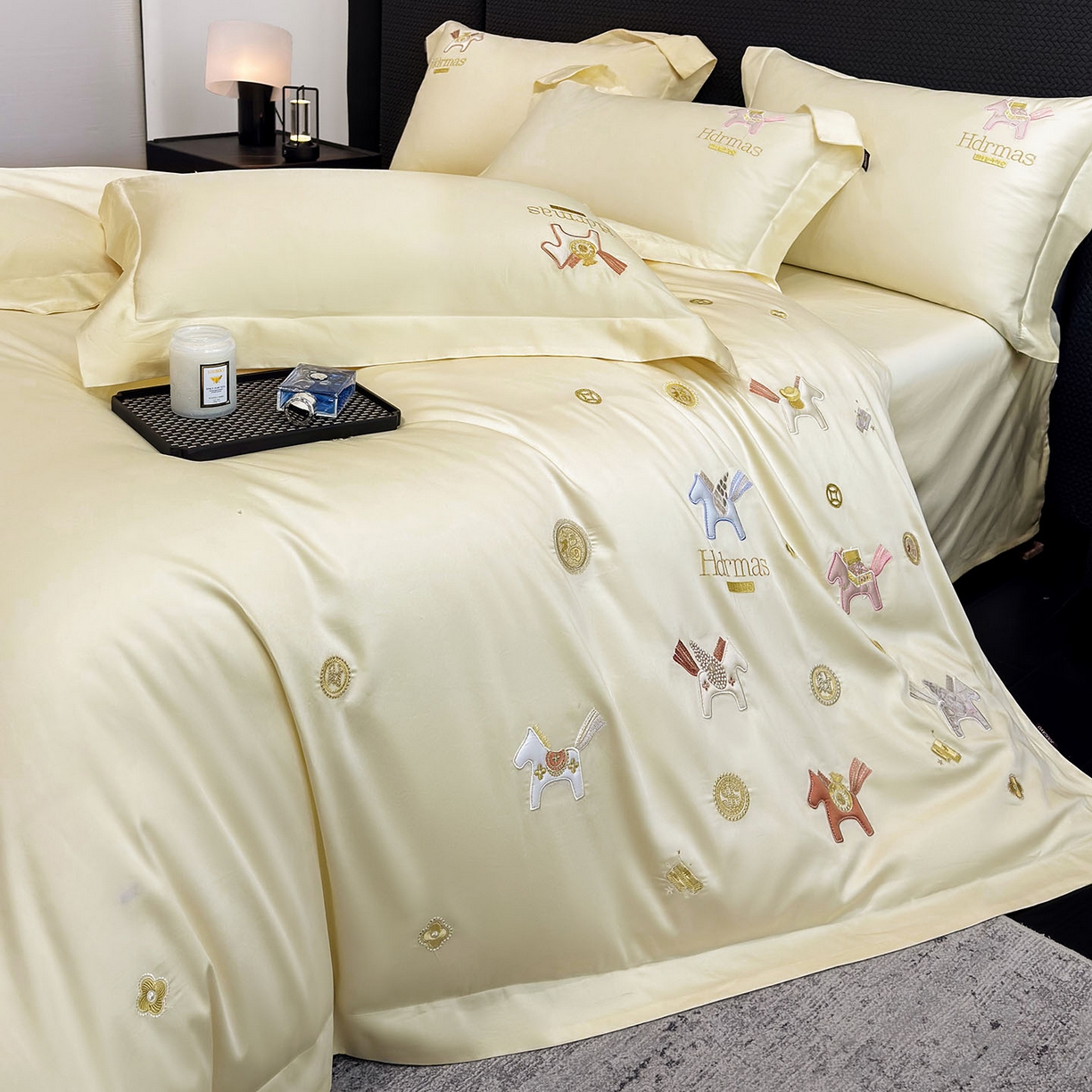 91家纺网 家纺一手货源 找家纺  2026【迪奥】马年50S双股A类长绒棉纯棉四件套100全棉新年刺绣被套床单床笠床上用品 马上有钱-金