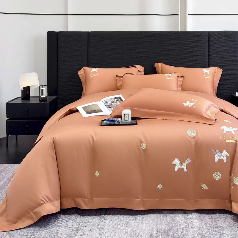 91家纺网 家纺一手货源 找家纺  2026【迪奥】马年50S双股A类长绒棉纯棉四件套100全棉新年刺绣被套床单床笠床上用品 马上有钱-橙