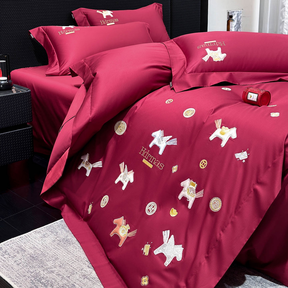 91家纺网 家纺一手货源 找家纺 （总） 2026新款【迪奥】马年50S双股A类长绒棉纯棉四件套100全棉新年刺绣被套床单