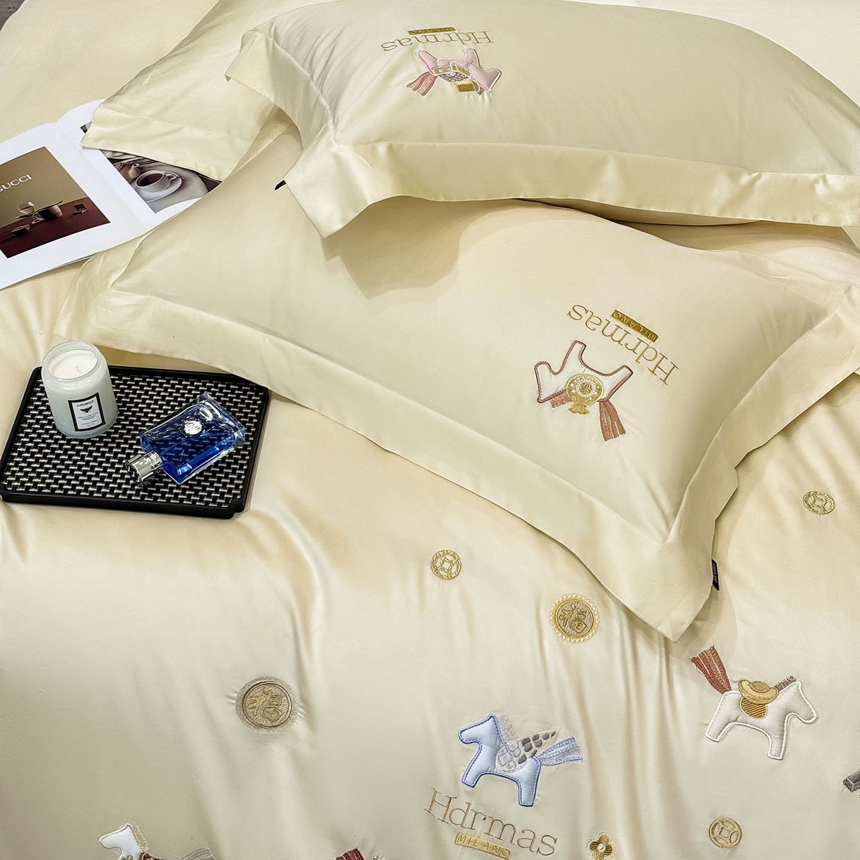 91家纺网 家纺一手货源 找家纺  2026新款【迪奥】马年50S双股A类长绒棉纯棉四件套100全棉新年刺绣被套床单 马上有钱-金