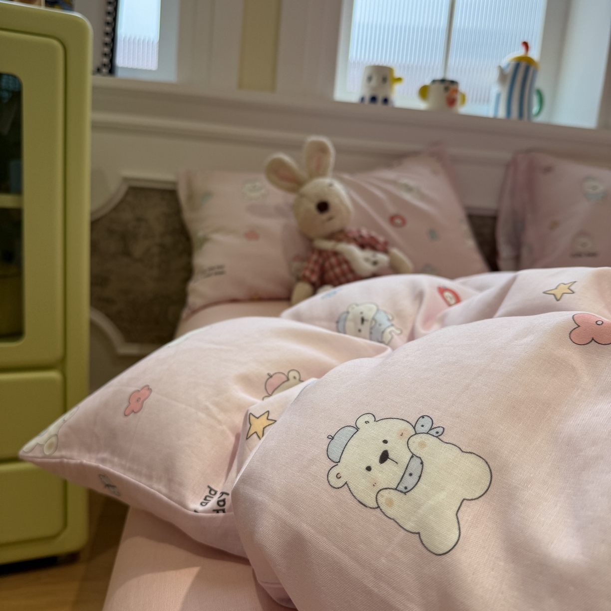 91家纺网 家纺一手货源 找家纺 塞纳 2026新款.全棉有氧双层纱四件套-场景二 软糖小熊-粉