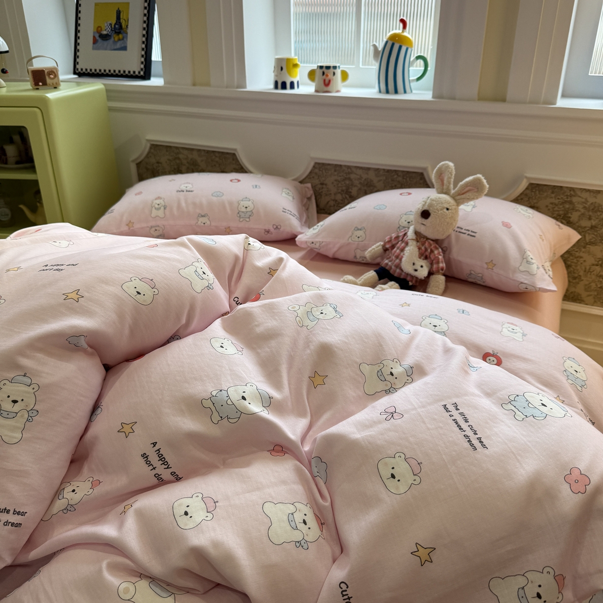 91家纺网 家纺一手货源 找家纺 塞纳 2026新款.全棉有氧双层纱四件套-场景二 软糖小熊-粉