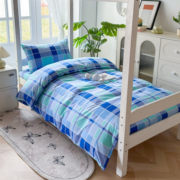 91家纺网 家纺一手货源 找家纺 简冠家纺 2025新款13372全棉纯色学生三件套 优格兰