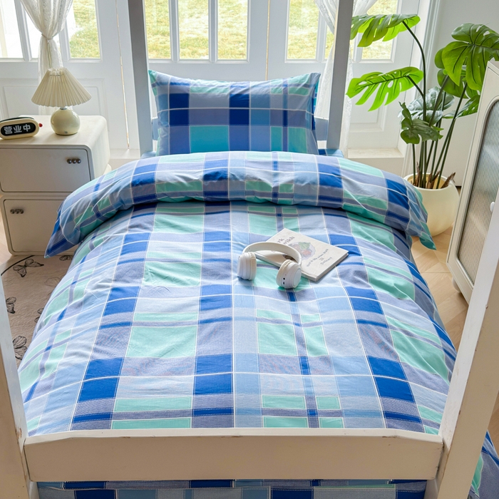 91家纺网 家纺一手货源 找家纺 简冠家纺 2025新款13372全棉纯色学生三件套 优格兰