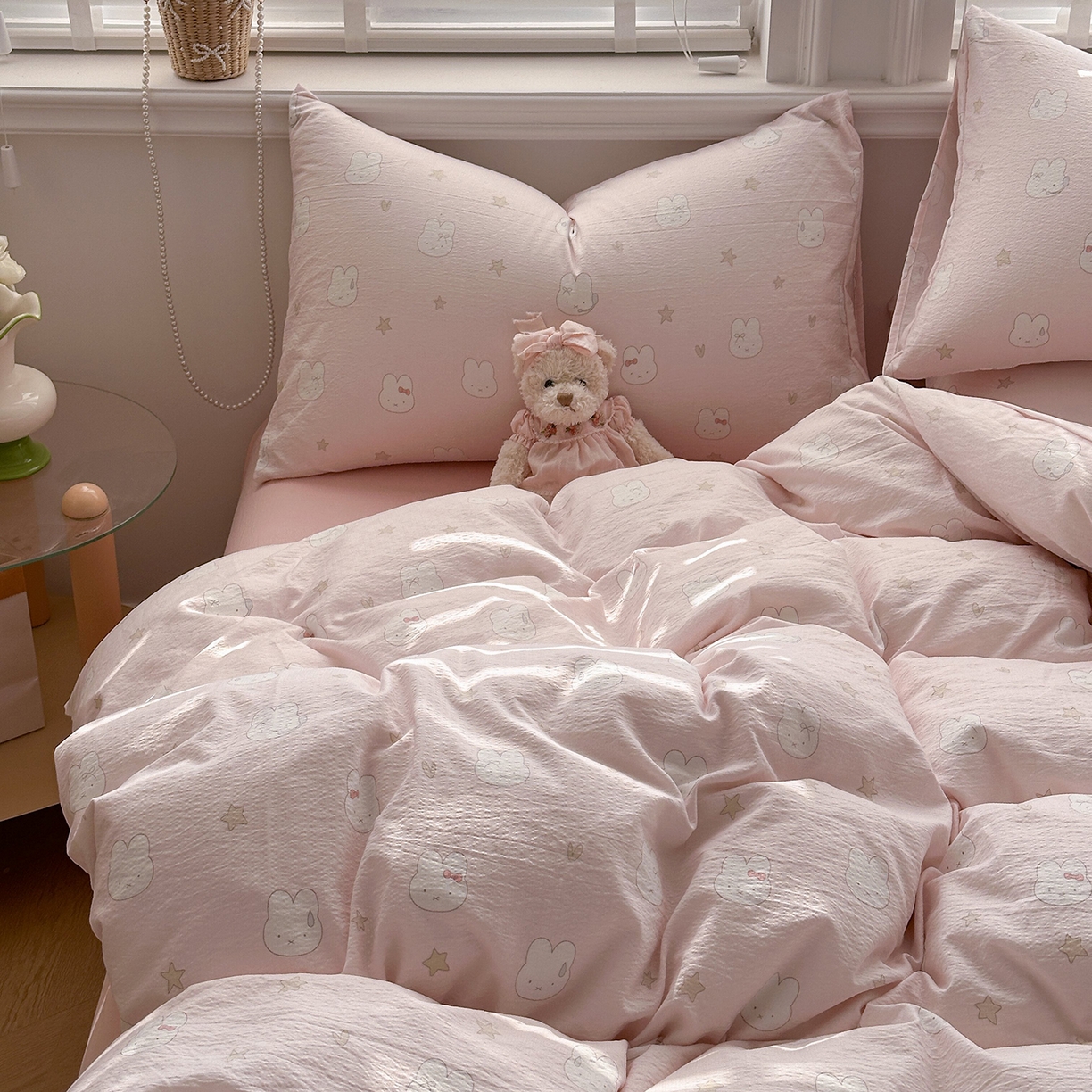 91家纺网 家纺一手货源 找家纺 多品家纺 2026新款奶呼呼超柔云感双层纱系列四件套 桃气兔兔