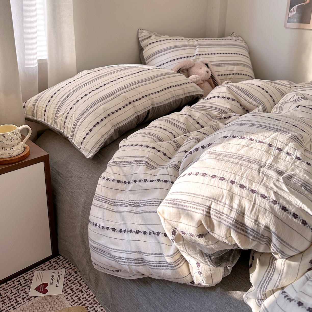 91家纺网 家纺一手货源 找家纺 艾咪-Amy ntmy 2026新款全棉纯棉色织提花人字纹四件套-花织 花织-灰