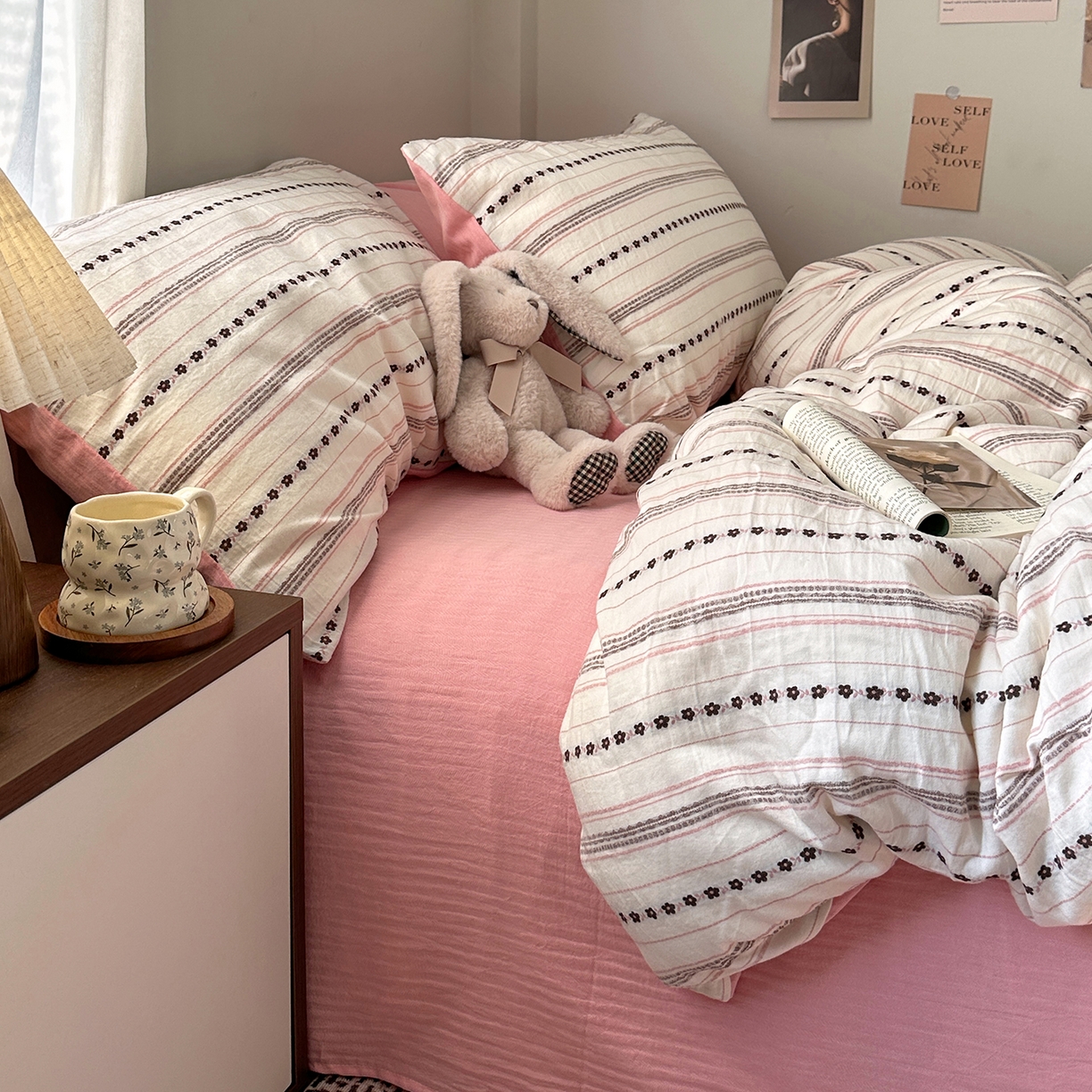 91家纺网 家纺一手货源 找家纺 艾咪-Amy ntmy 2026新款全棉纯棉色织提花人字纹四件套-花织 花织-粉