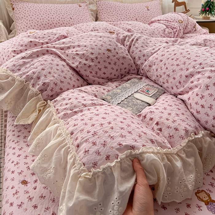 91家纺网 家纺一手货源 找家纺 韩秀家纺 2026新款古法水洗棉法式蕾丝纯棉大花边仿棉四件套 甜蜜约会