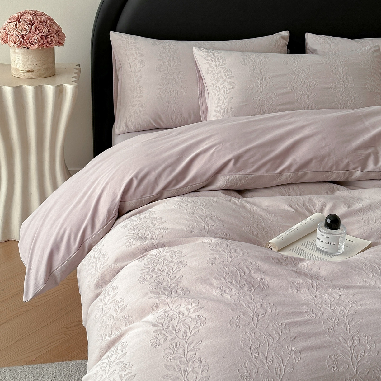 91家纺网 家纺一手货源 找家纺 宜代光年 2026新款全棉厚织大提花系列四件套 理然