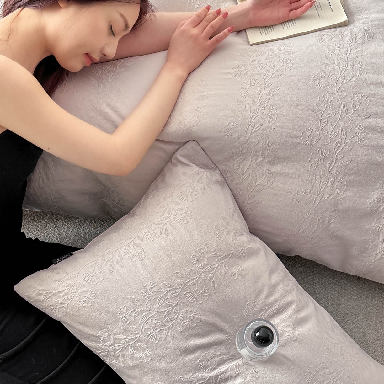 91家纺网 家纺一手货源 找家纺 宜代光年 2026新款全棉厚织大提花系列四件套 理然