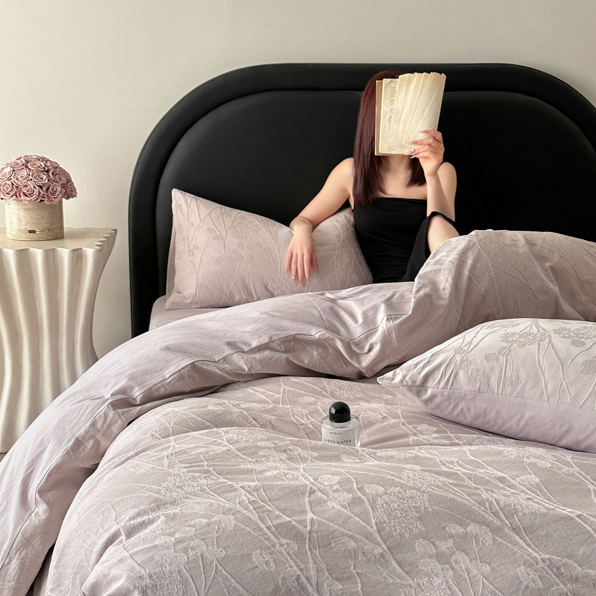 91家纺网 家纺一手货源 找家纺 宜代光年 2026新款全棉厚织大提花系列四件套 夏野尤加-浅紫