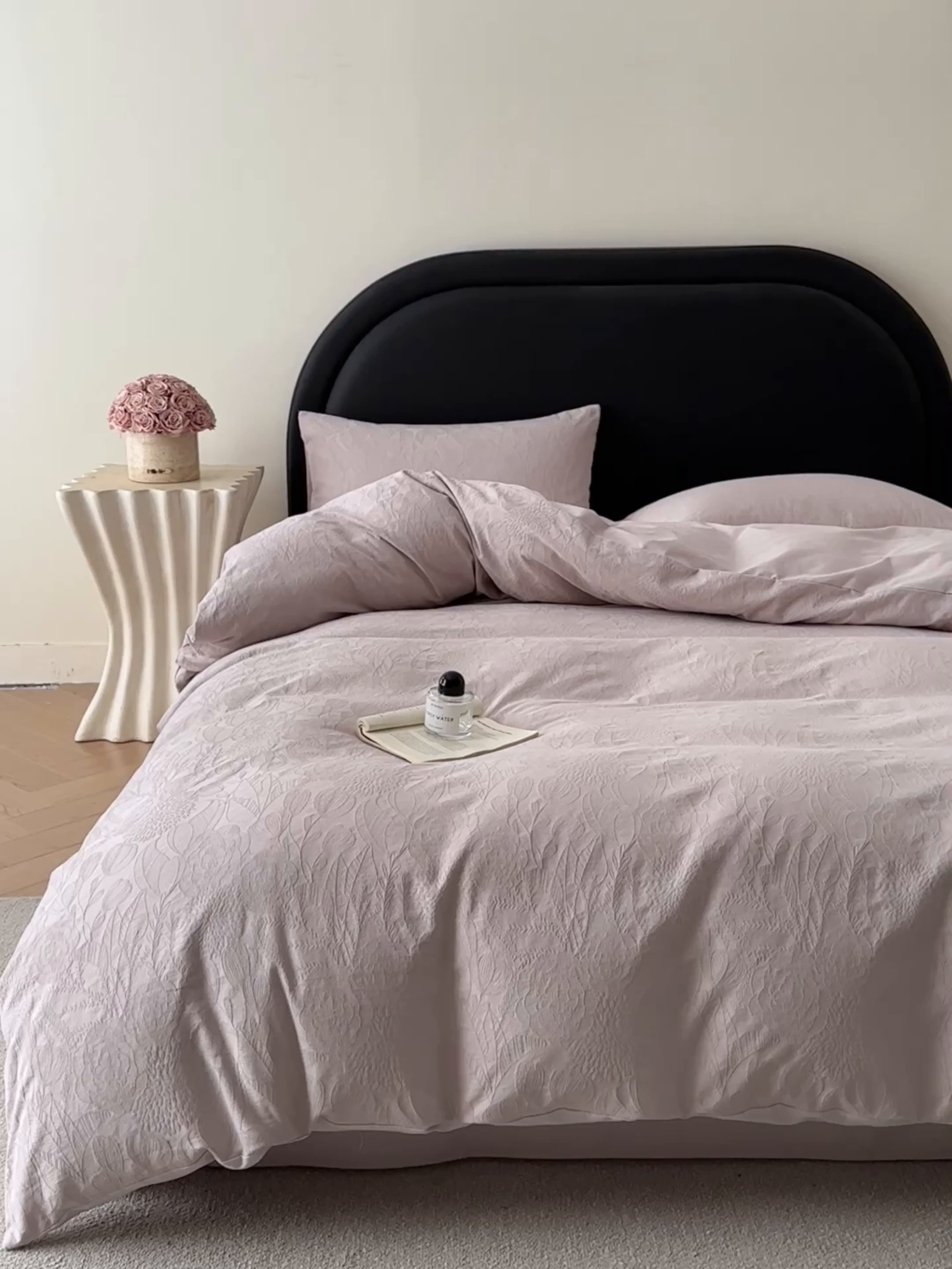 91家纺网 家纺一手货源 找家纺 （总）宜代光年 2026新款全棉厚织大提花系列四件套