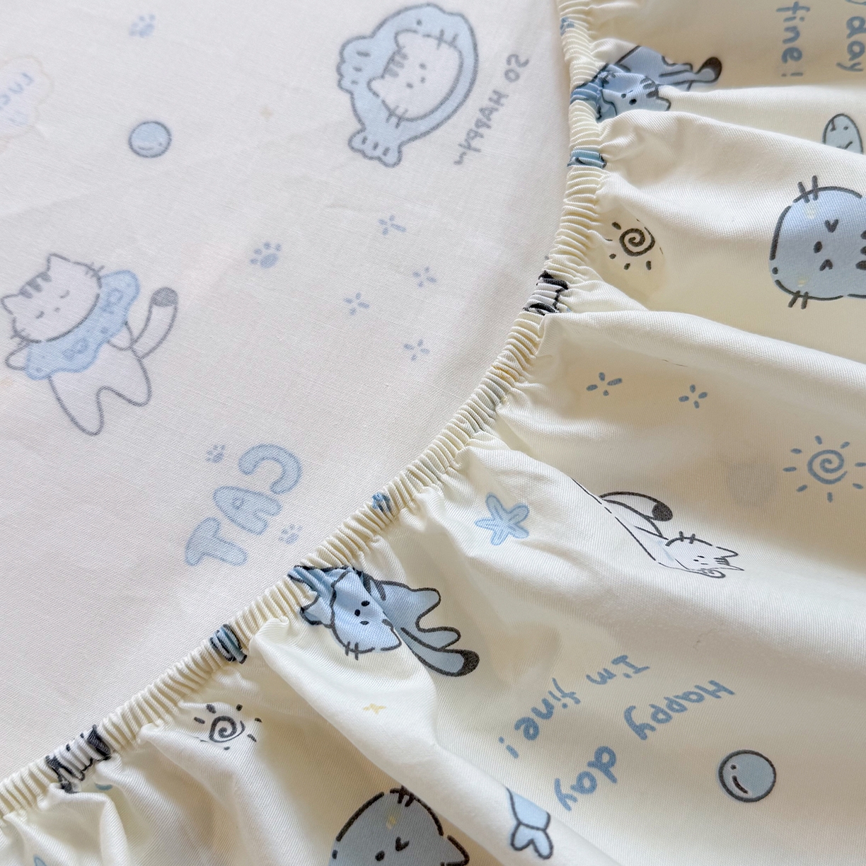 91家纺网 家纺一手货源 找家纺 麦伦家居 2026新款卡通小清新全棉纯棉单床单床笠床单床笠单件单品床单床笠 机灵猫