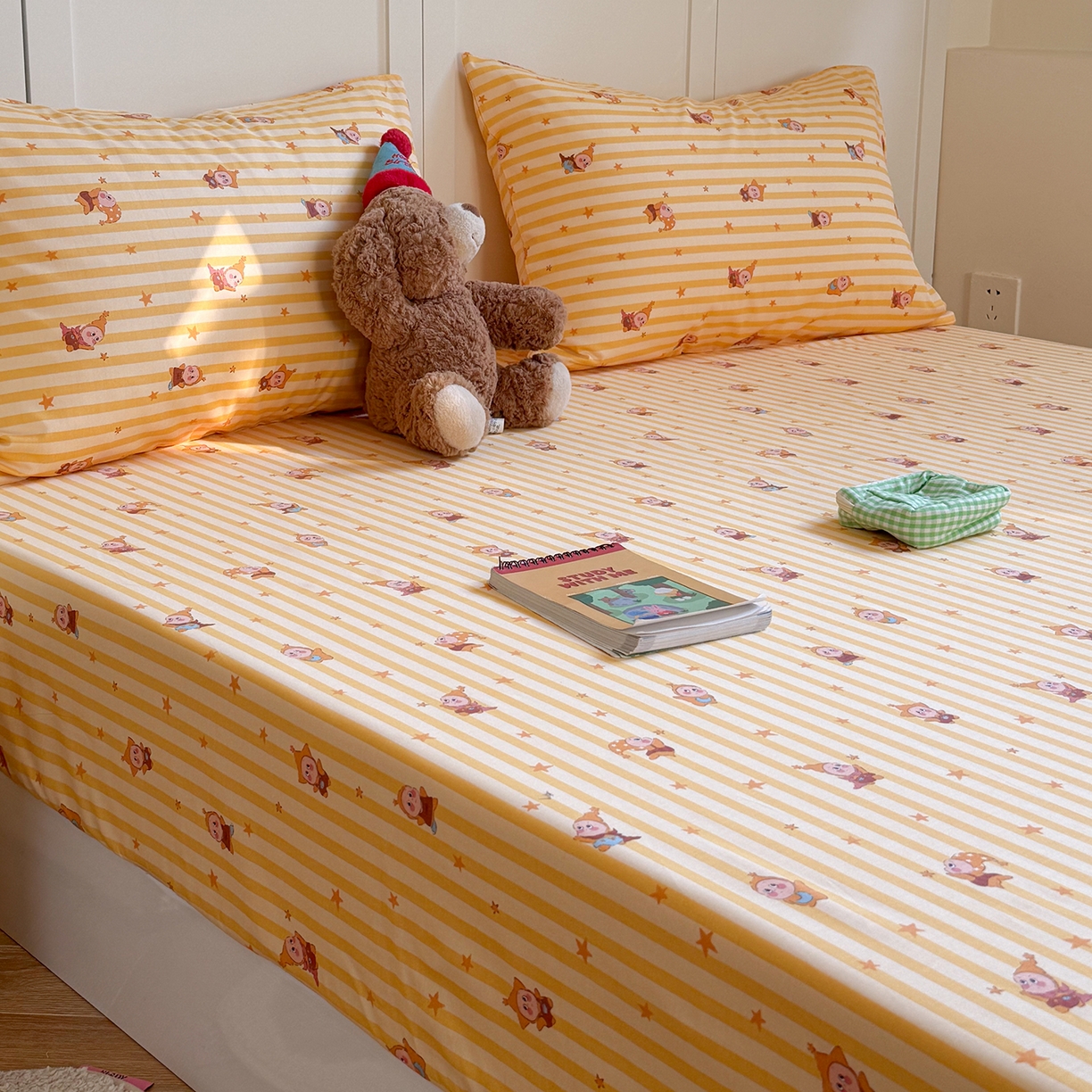 91家纺网 家纺一手货源 找家纺 麦伦家居 2026新款卡通小清新全棉纯棉单床单床笠床单床笠单件单品床单床笠 幸运星