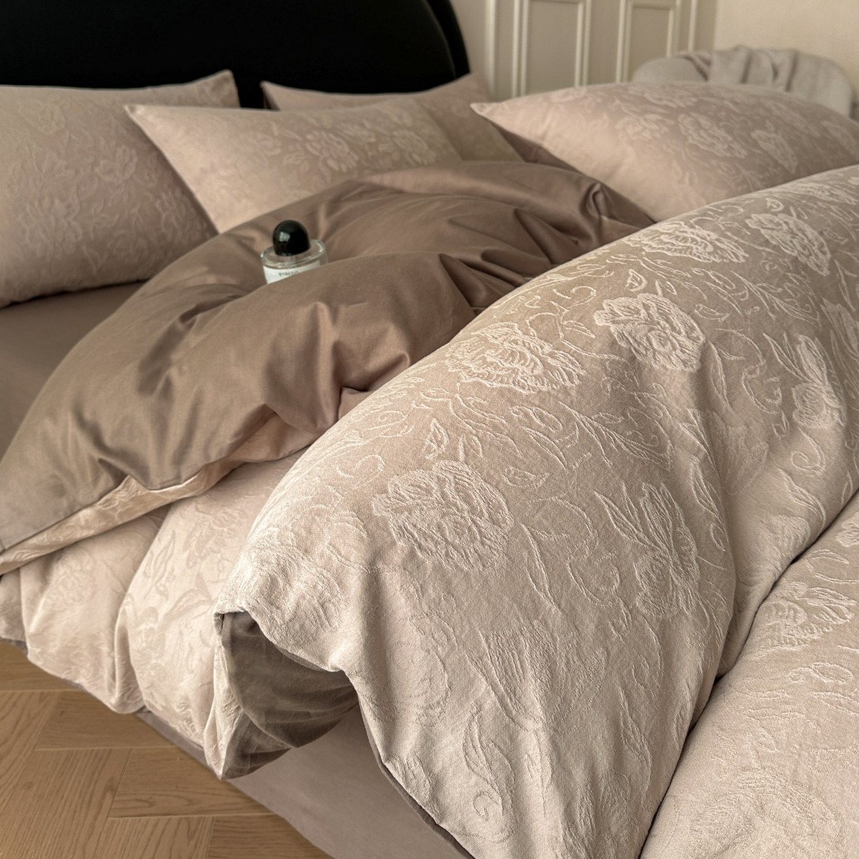 91家纺网 家纺一手货源 找家纺 （总）宜代光年 2026新款厚织全棉大提花系列四件套