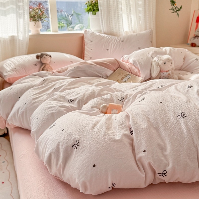 91家纺网 家纺一手货源 找家纺 安力森/诚臻酒店用品 2026新款A类双层皱皱纱四件套 粉色蝴蝶结