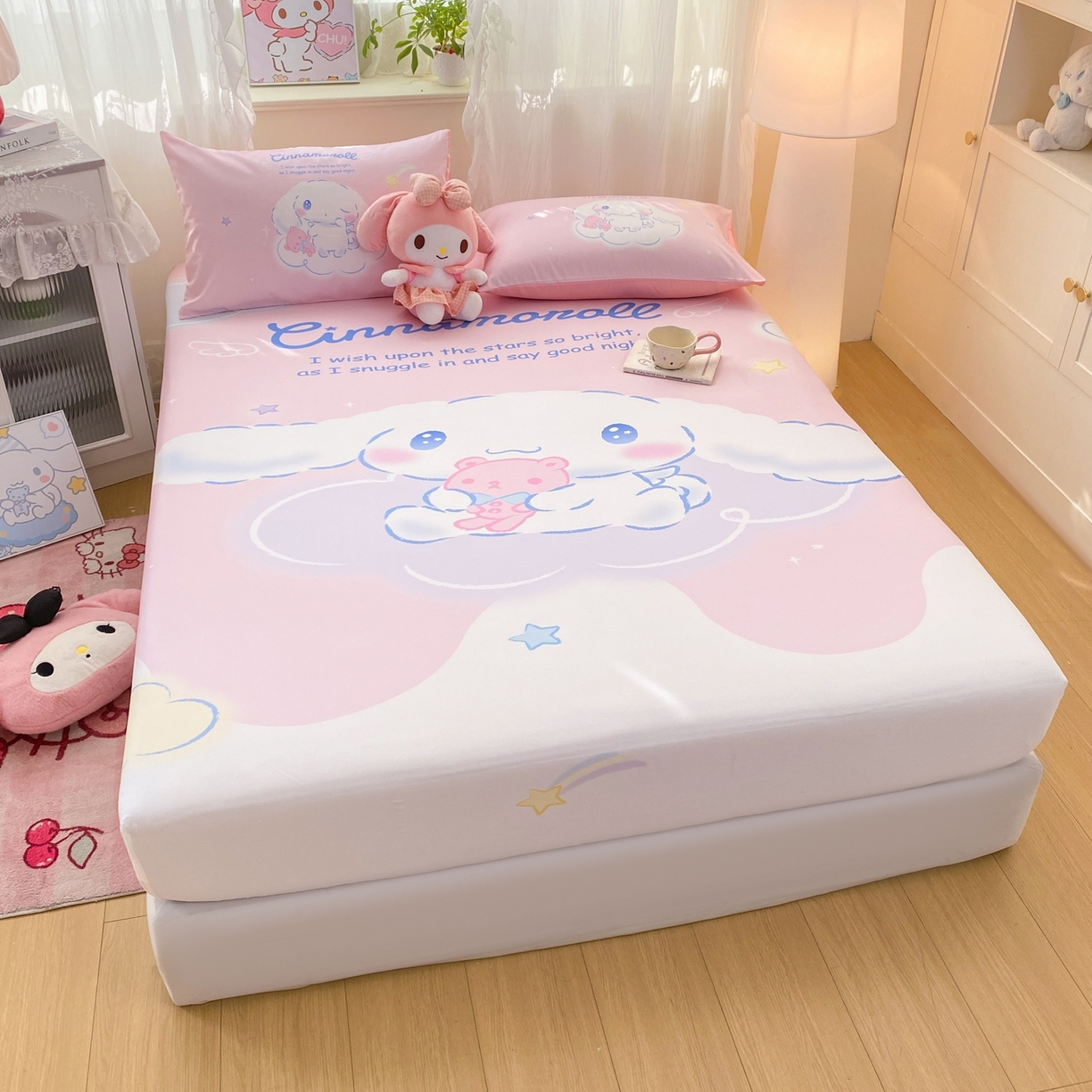 91家纺网 家纺一手货源 找家纺 博雅 2026新款三丽欧大版全棉纯棉单床笠床笠单件 全棉大版-粉色星星玉桂狗