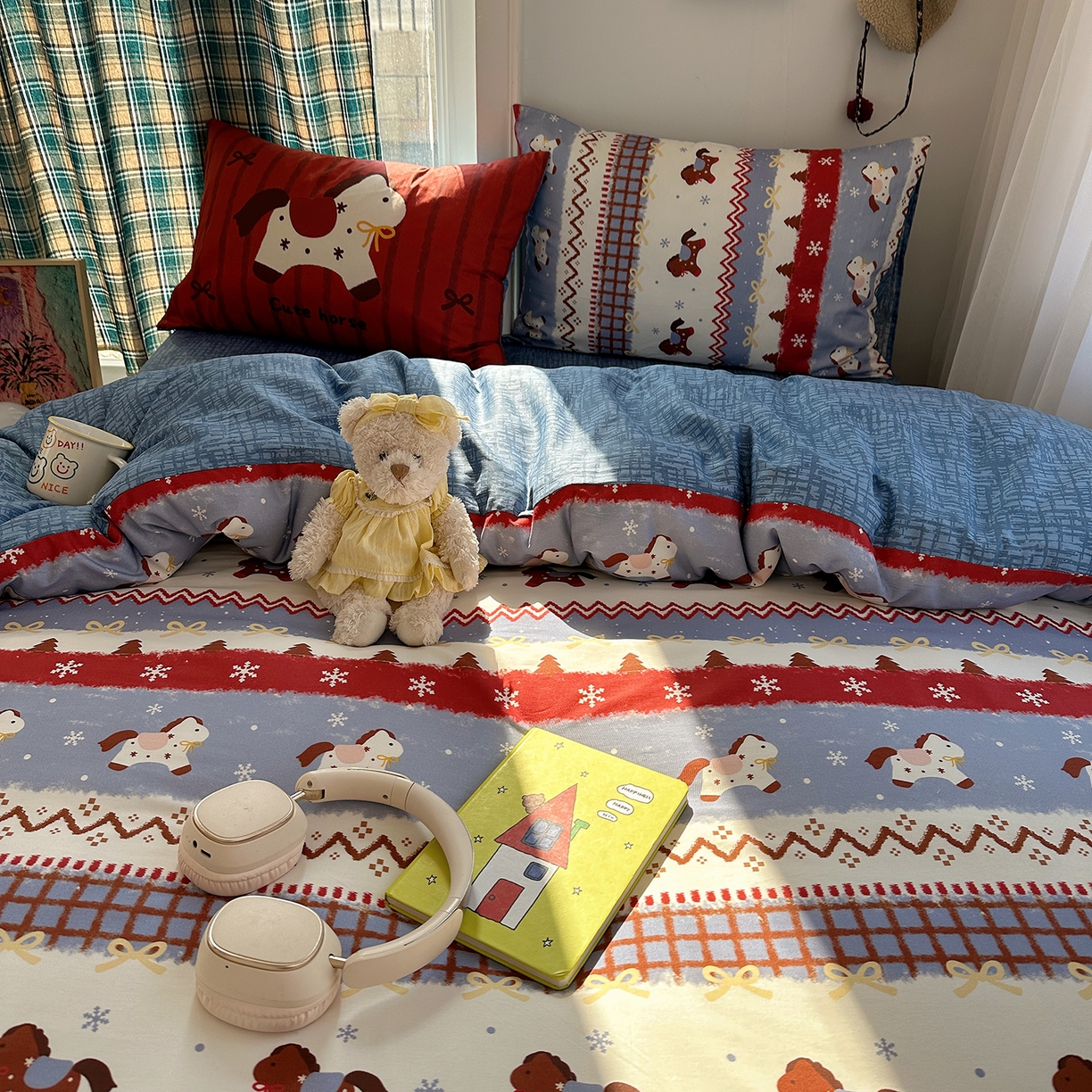 91家纺网 家纺一手货源 找家纺 桃子家居 2026新款纯棉混搭大版数码印花枕套小清新猫咪可爱系列四件套 棉混搭-梦幻森林马