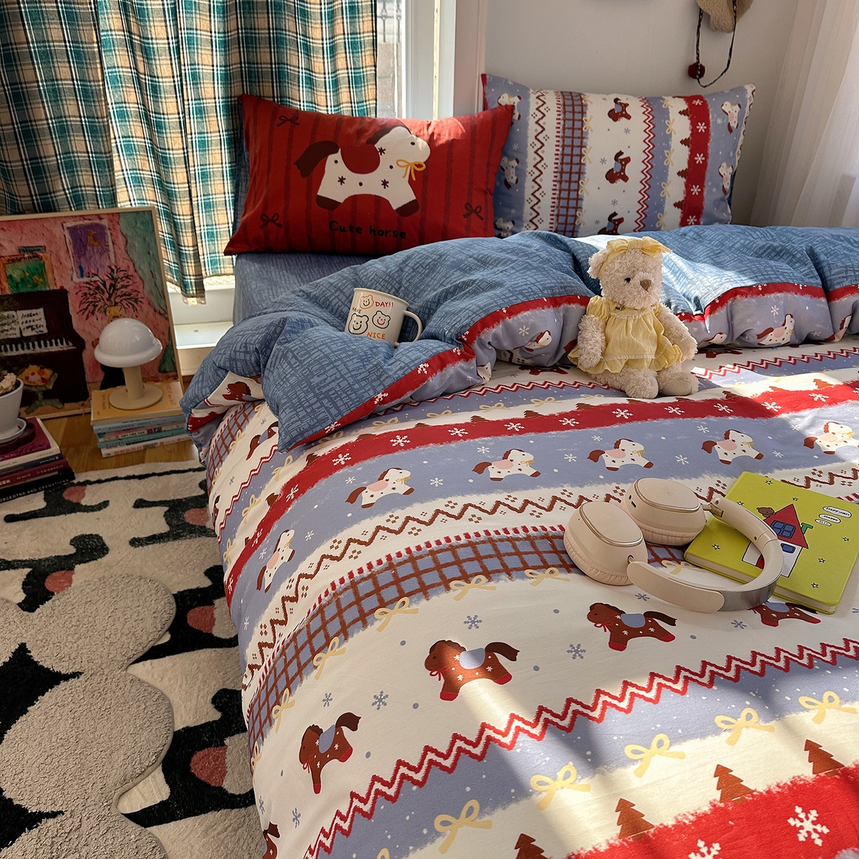 91家纺网 家纺一手货源 找家纺 桃子家居 2026新款纯棉混搭大版数码印花枕套小清新猫咪可爱系列四件套 棉混搭-梦幻森林马