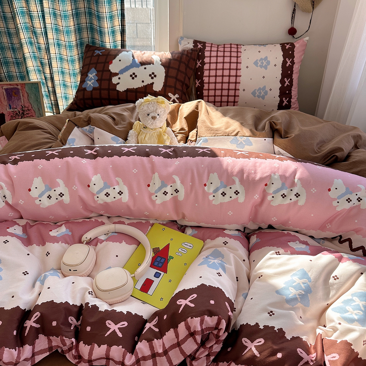 91家纺网 家纺一手货源 找家纺 桃子家居 2026新款纯棉混搭大版数码印花枕套小清新猫咪可爱系列四件套 棉混搭-甜美童话狗