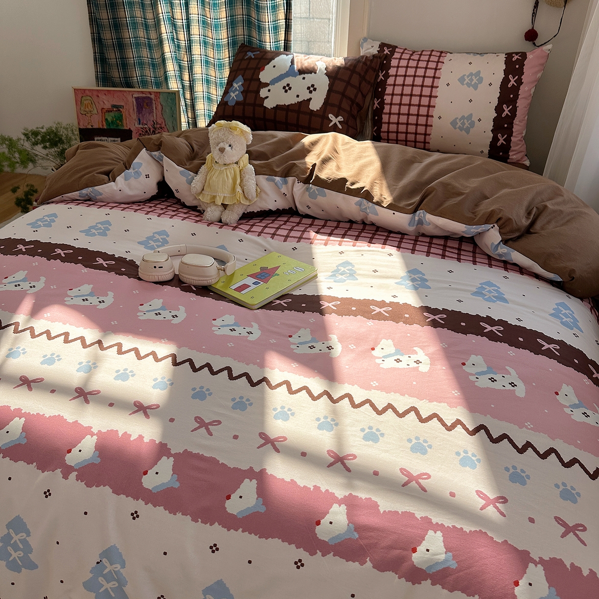 91家纺网 家纺一手货源 找家纺 桃子家居 2026新款纯棉混搭大版数码印花枕套小清新猫咪可爱系列四件套 棉混搭-甜美童话狗