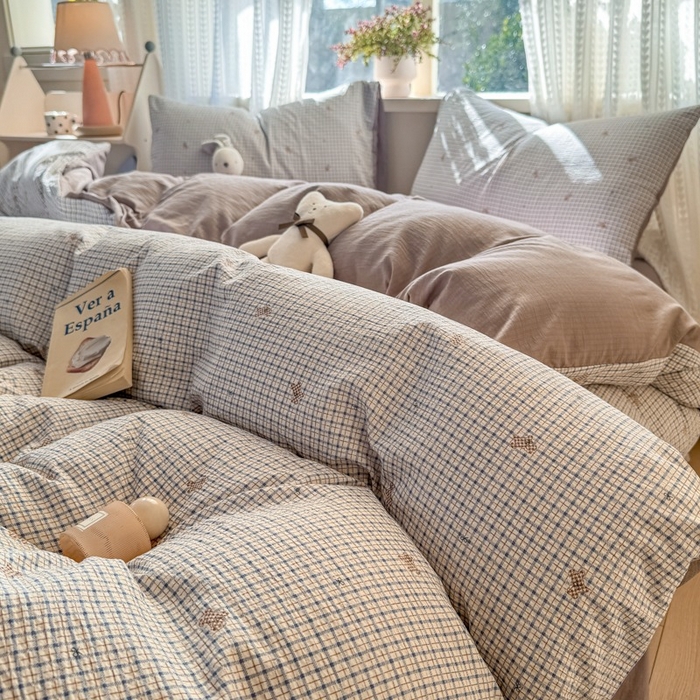 91家纺网 家纺一手货源 找家纺 安力森/诚臻酒店用品 2026新款A类双层皱皱纱四件套 柔格小狗