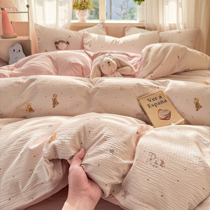 91家纺网 家纺一手货源 找家纺 安力森/诚臻酒店用品 2026新款A类双层皱皱纱四件套 月境骑踪