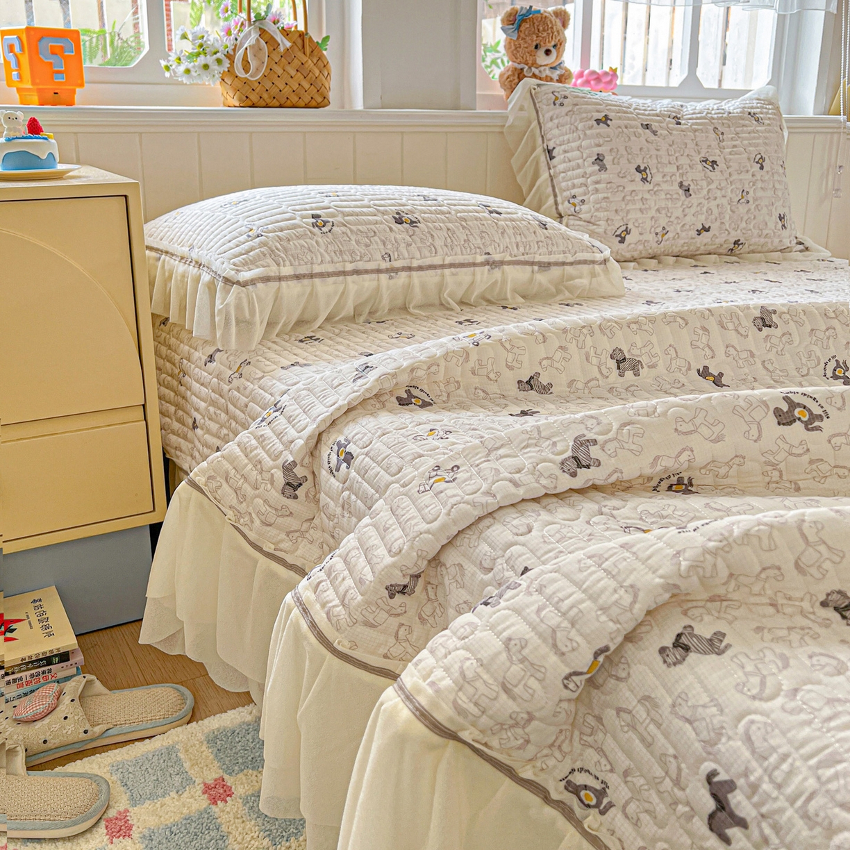 91家纺网 家纺一手货源 找家纺 富米莱（原臻工厂） 2026新款高奢维密花边冰肤格凉感夏凉被床盖夏被空调被四件套 夏被床盖-萌马聚财