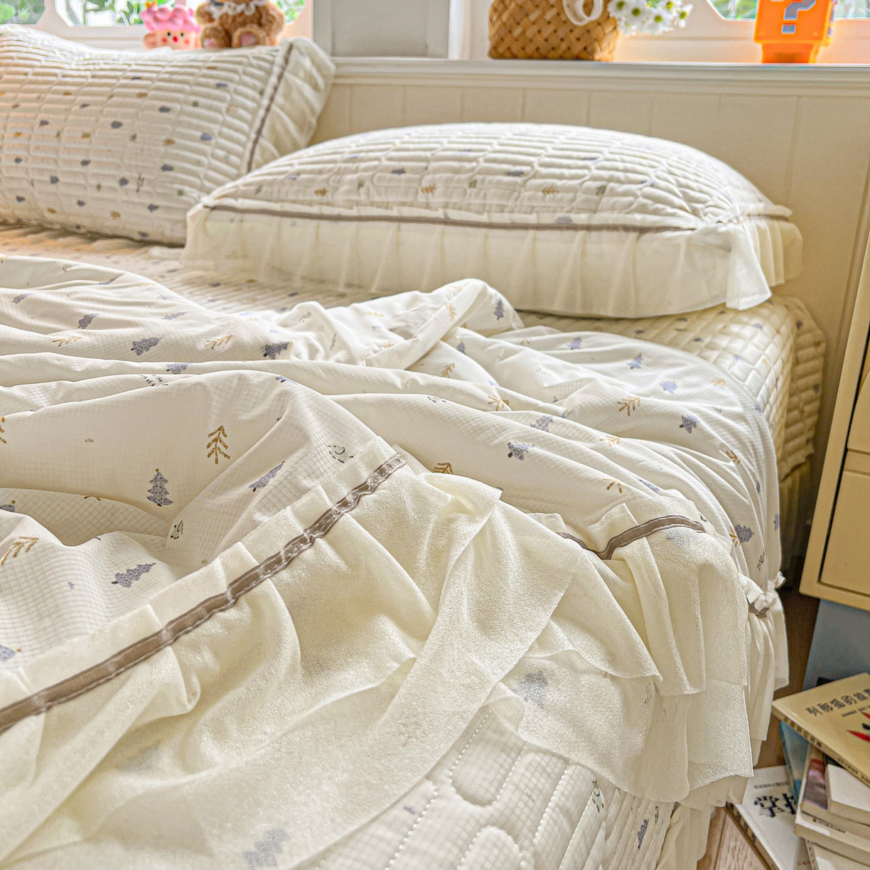 91家纺网 家纺一手货源 找家纺 富米莱（原臻工厂） 2026新款高奢维密花边冰肤格凉感夏凉被床盖夏被空调被四件套 夏被床盖-梦幻森林