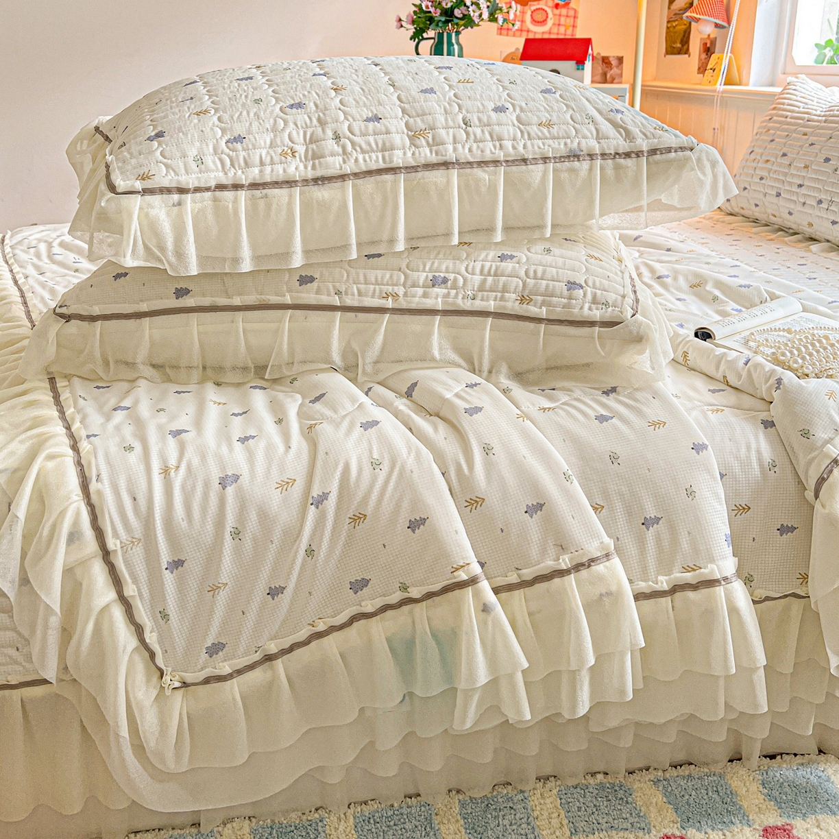 91家纺网 家纺一手货源 找家纺 富米莱（原臻工厂） 2026新款高奢维密花边冰肤格凉感夏凉被床盖夏被空调被四件套 夏被床盖-梦幻森林