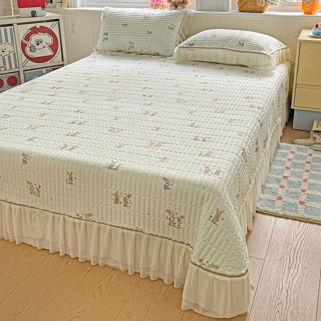 91家纺网 家纺一手货源 找家纺 富米莱（原臻工厂） 2026新款高奢维密花边冰肤格凉感夏凉被床盖夏被空调被四件套 夏被床盖-青屿小兔