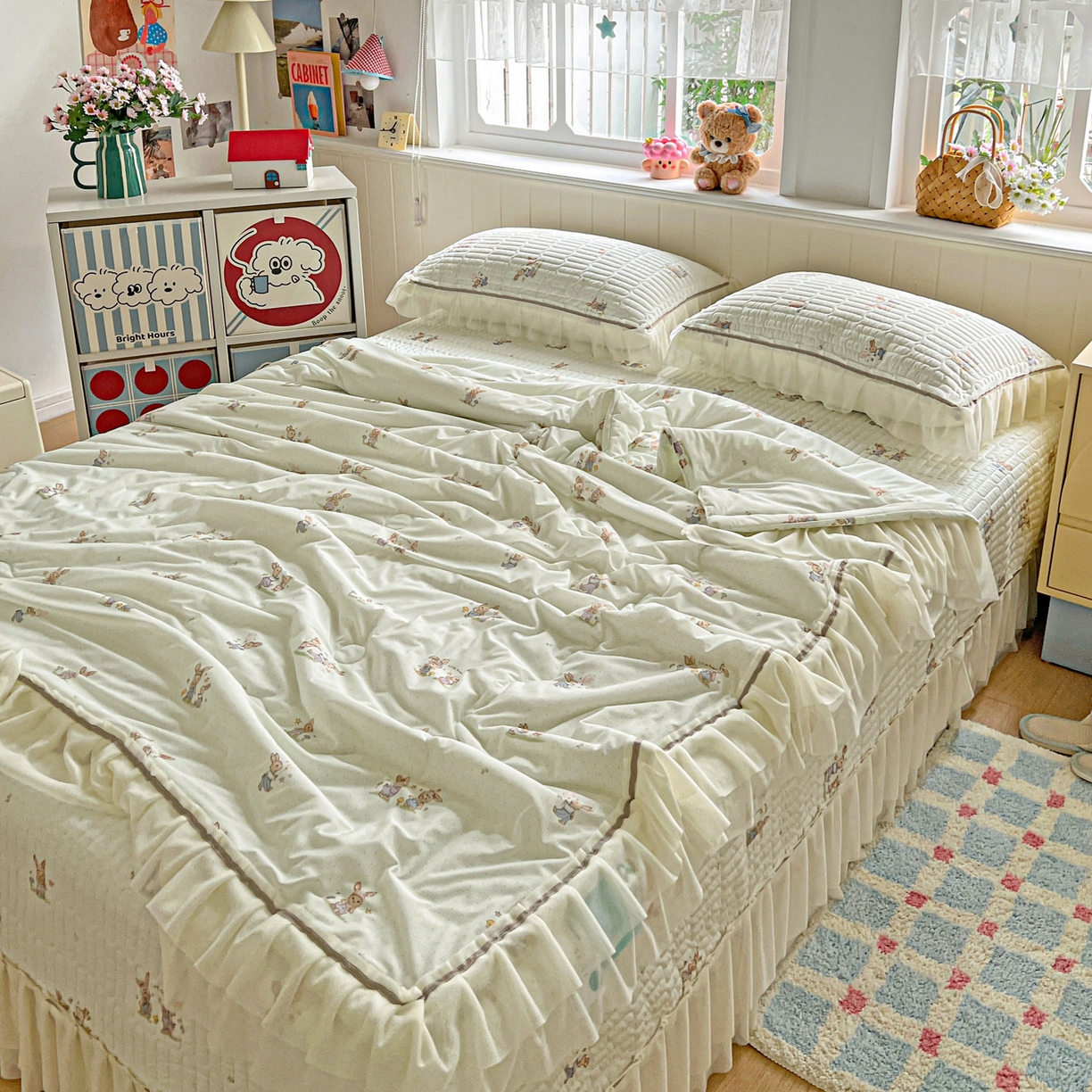 91家纺网 家纺一手货源 找家纺 富米莱（原臻工厂） 2026新款高奢维密花边冰肤格凉感夏凉被床盖夏被空调被四件套 夏被床盖-青屿小兔