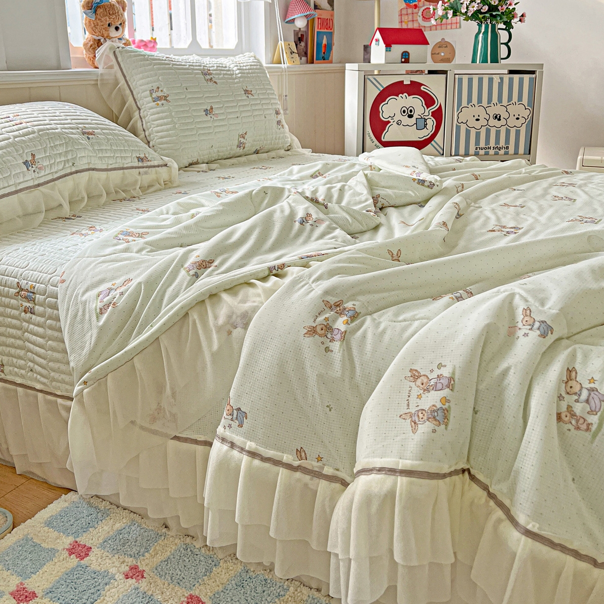 91家纺网 家纺一手货源 找家纺 富米莱（原臻工厂） 2026新款高奢维密花边冰肤格凉感夏凉被床盖夏被空调被四件套 夏被床盖-青屿小兔