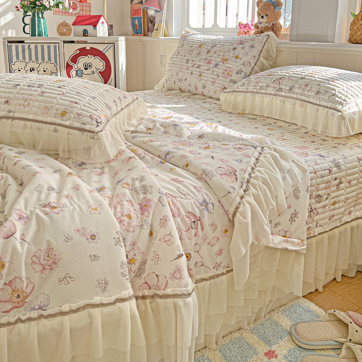 91家纺网 家纺一手货源 找家纺 富米莱（原臻工厂） 2026新款高奢维密花边冰肤格凉感夏凉被床盖夏被空调被四件套 夏被床盖-清欢花屿