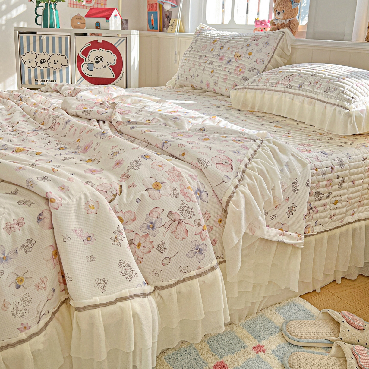 91家纺网 家纺一手货源 找家纺 富米莱（原臻工厂） 2026新款高奢维密花边冰肤格凉感夏凉被床盖夏被空调被四件套 夏被床盖-清欢花屿