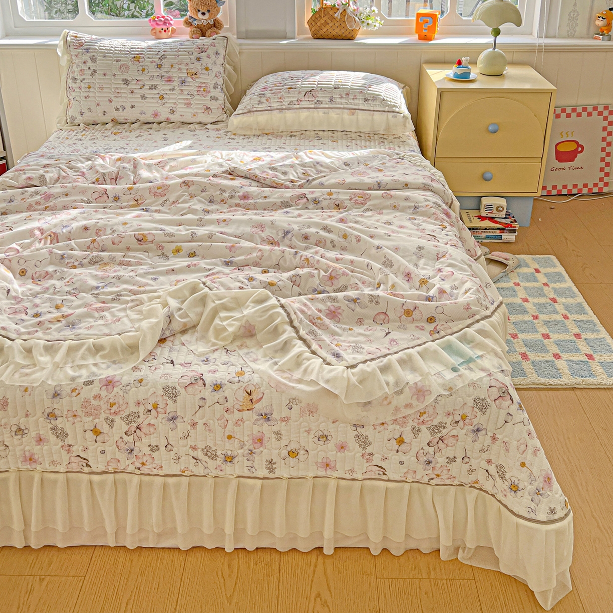 91家纺网 家纺一手货源 找家纺 富米莱（原臻工厂） 2026新款高奢维密花边冰肤格凉感夏凉被床盖夏被空调被四件套 夏被床盖-清欢花屿