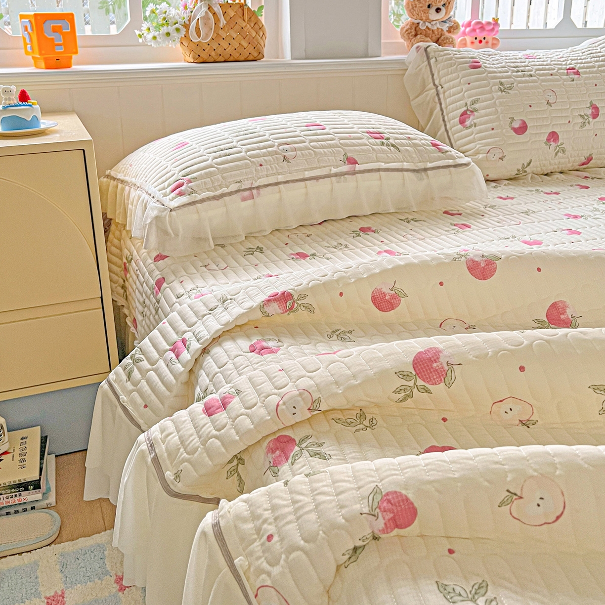 91家纺网 家纺一手货源 找家纺 富米莱（原臻工厂） 2026新款高奢维密花边冰肤格凉感夏凉被床盖夏被空调被四件套 夏被床盖-桃桃奶英